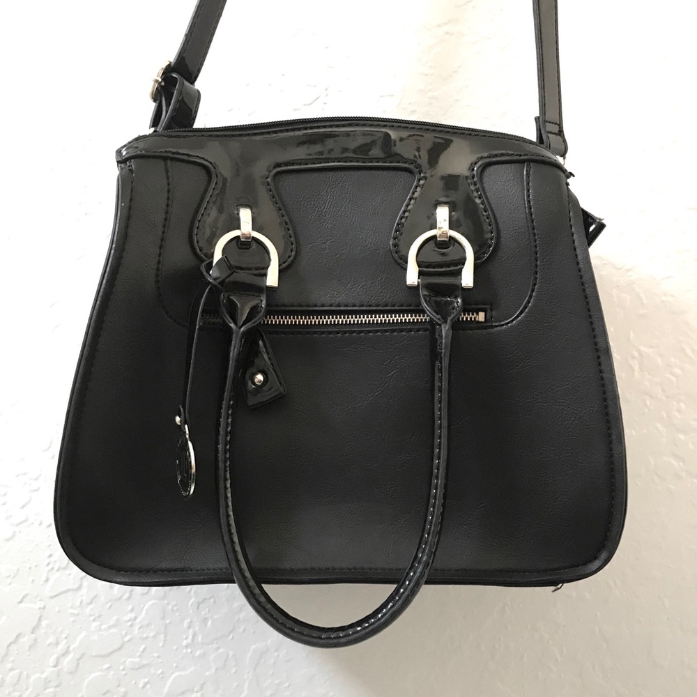 COPY - London Fog purse Used
